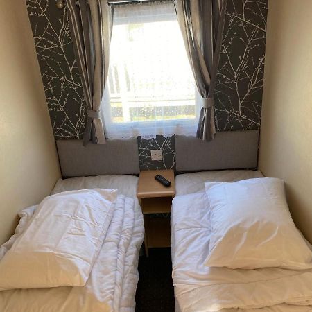 4 Bedroom 10 Berth Caravans With Hot Tub ,Mountain Bikes Tattershall Lakes المظهر الخارجي الصورة